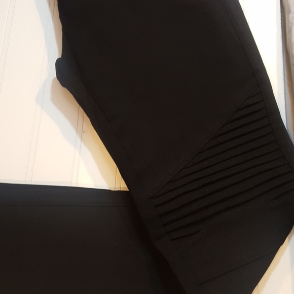 💕Last 1 Black High Waist Moto Jeggings - Picture 2 of 4